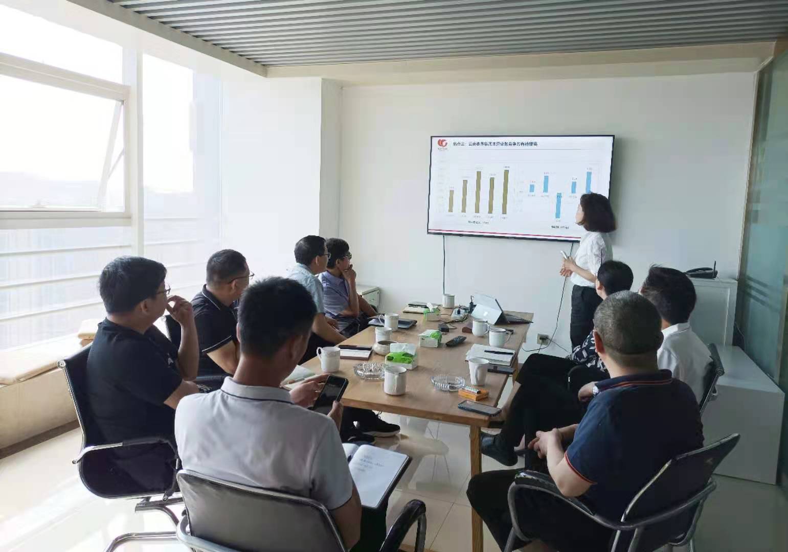 &#20247;&#24425;&#23448;&#32593;&#45;&#40;&#20013;&#22269;&#41;&#32929;&#20221;&#26377;&#38480;&#20844;&#21496;
